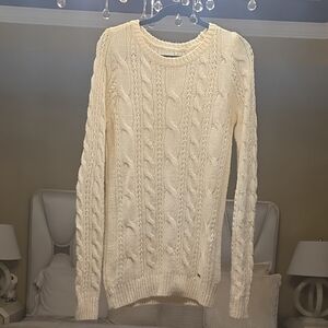 Abercrombie & Fitch Ivory Cable Knit Crew Sweater Size M